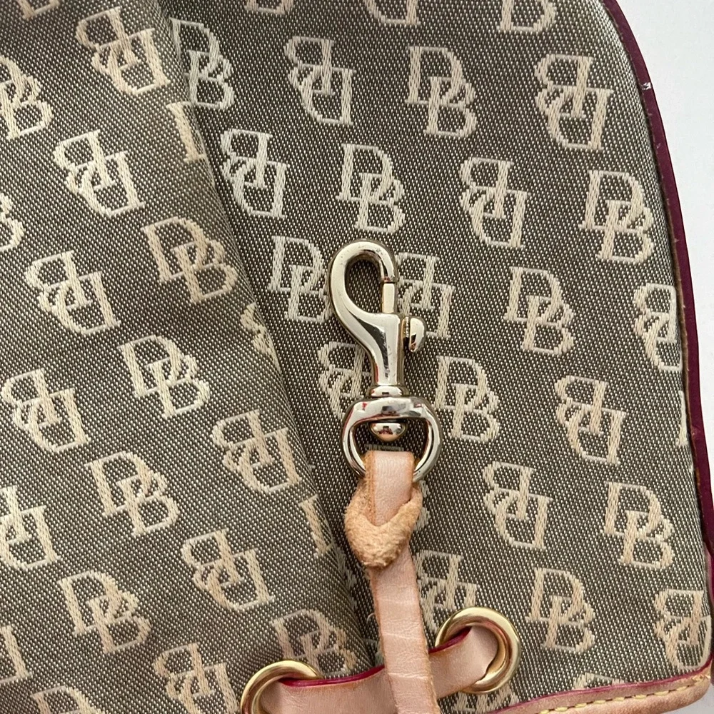 Dooney and Bourke Handbag - Picture 3 of 4